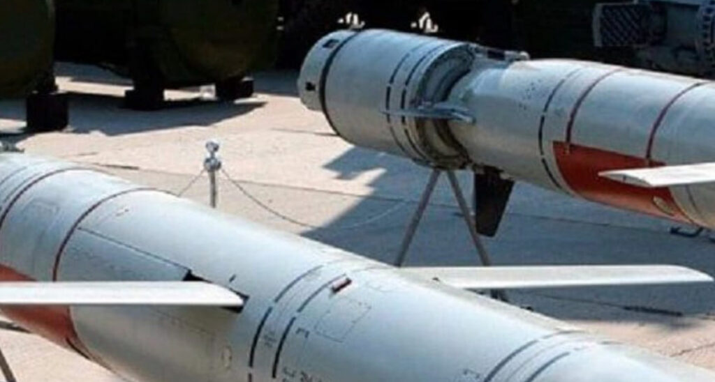 Ukraina info: Venemaa on tellinud suure hulga tuumalõhkepeaga rakette Kalibr