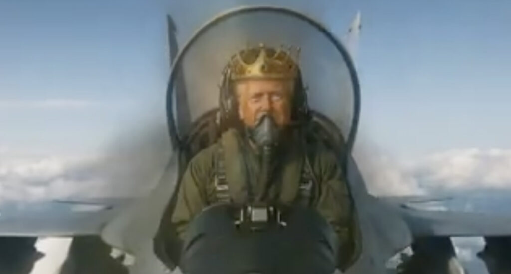 VIDEO: Trump valas oma kriitikutele sitta kaela