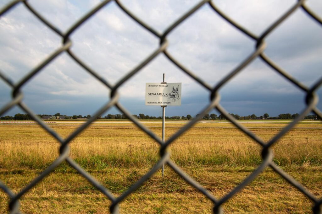 Hollandis suleti lennuväljad seoses droonilendudega