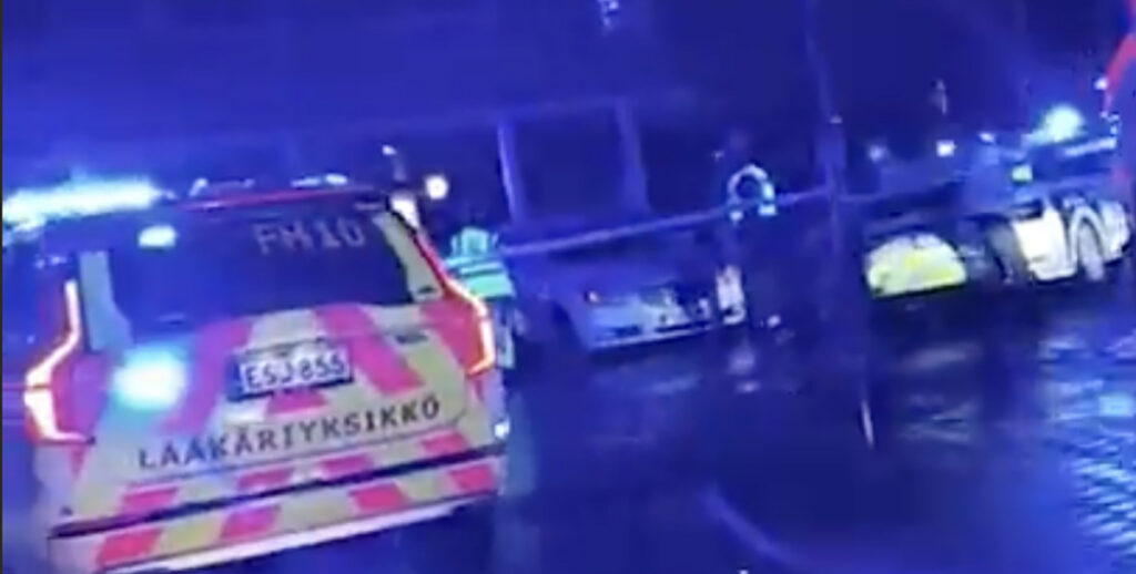 Vantaa traagilise liiklusõnnetuse pealtnägijad: autost tõsteti välja naerugaasi balloone