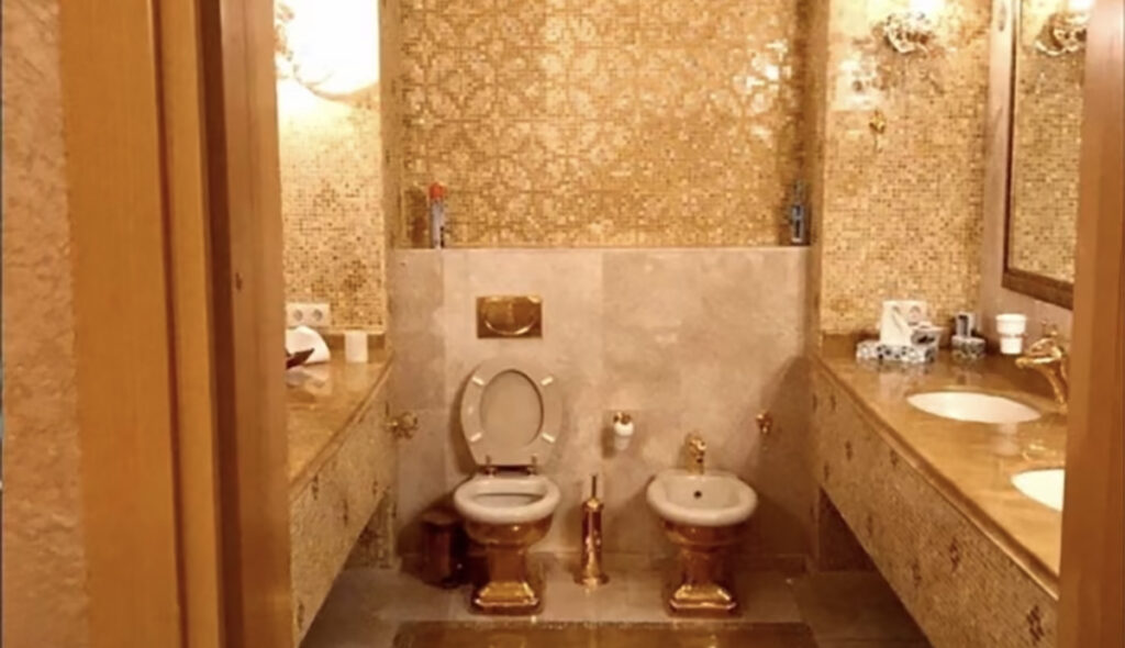 Briti arvamus: rahapatakad ja kuldsed tualetipotid – Ukraina müüt on purunenud ja paljastunud „pühaduse” tegelik pale