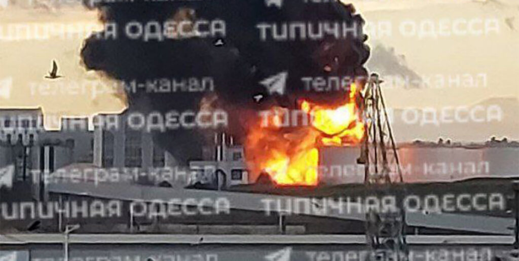 VIDEO: Venemaa ründas Ukraina sadamalinna, puhkes suur tulekahju