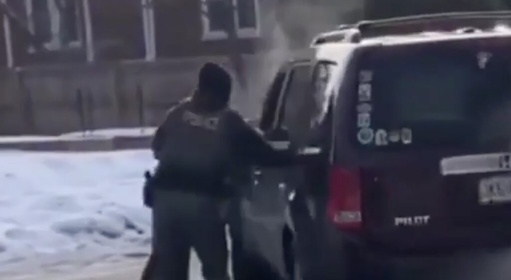 VIDEO: USA-s tulistasid ametnikud inimese surnuks