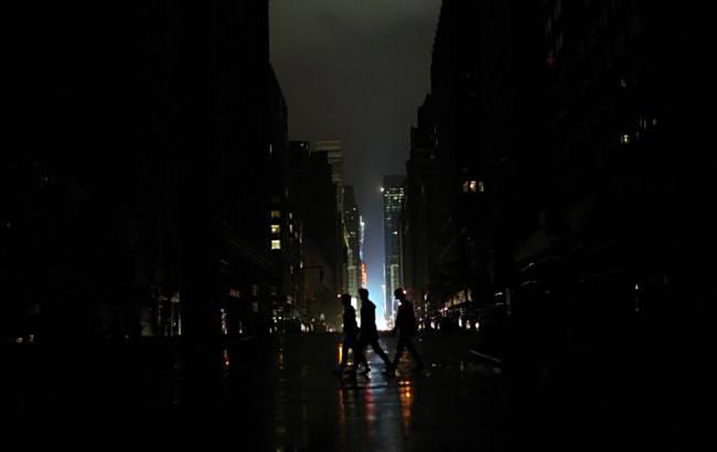 VIDEO: Berliin on juba teist päeva elektrita, kahtlustatakse sabotaaži