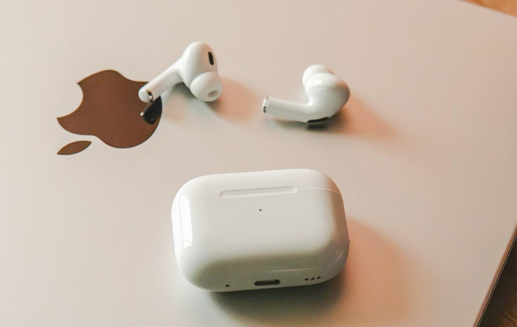 Taani ametiasutustes keelati AirPods kõrvaklapid pealtkuulamise ohu tõttu