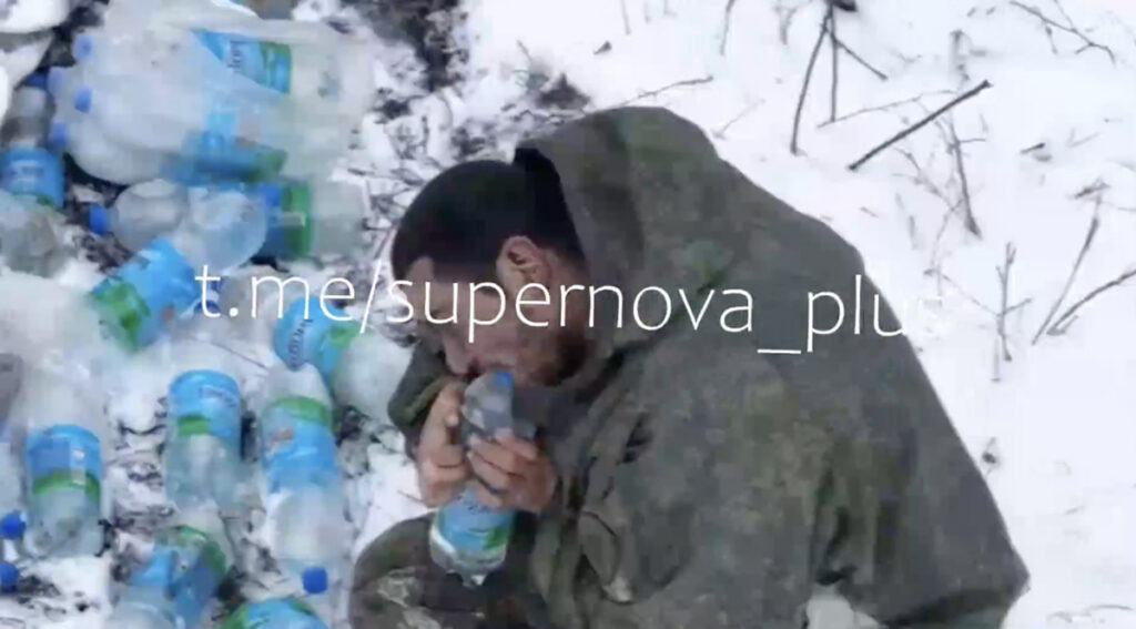 VIDEO: Vene sõduritel pole rindel vett – kõik on ära külmunud