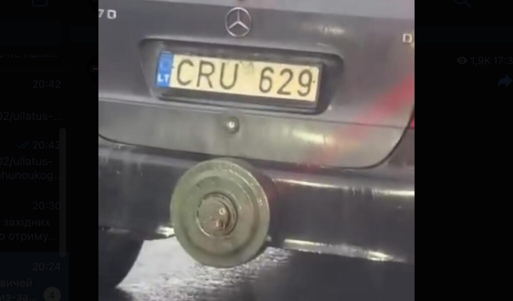 VIDEO: Leedus oli liikluses omapärane auto