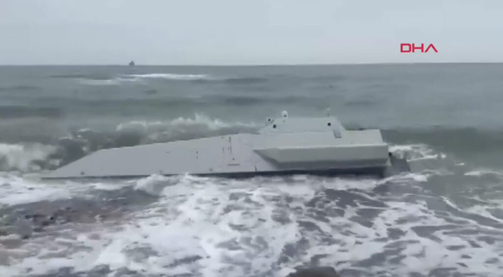 VIDEO: Türgi rannikule uhuti USA meredroon