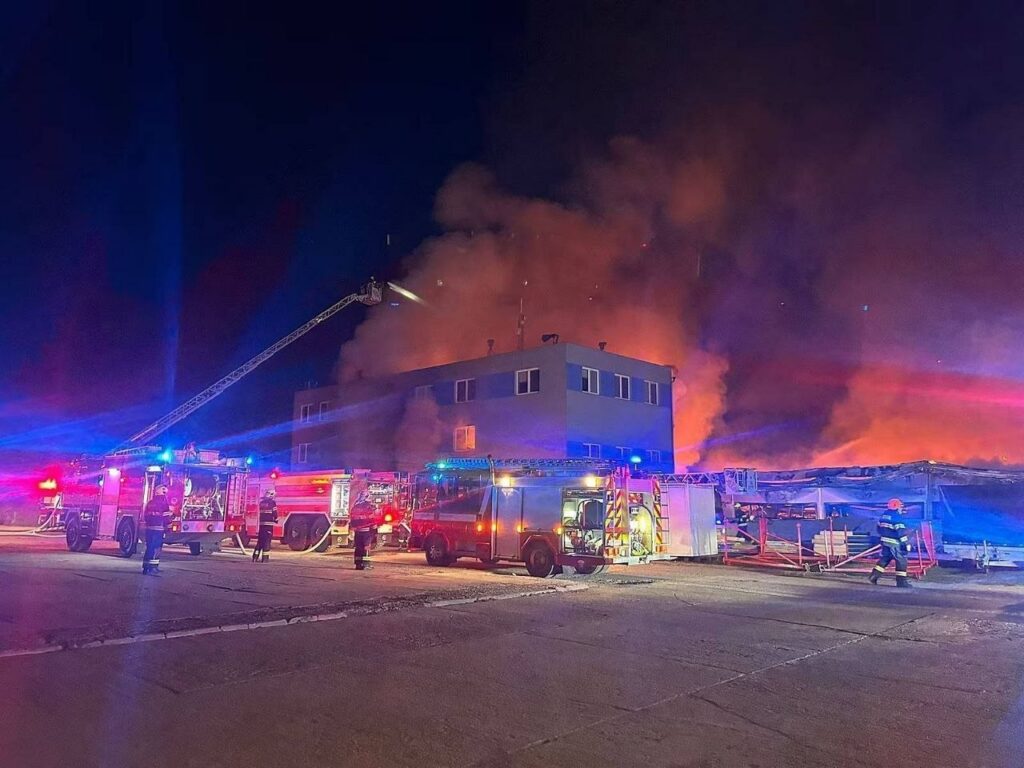 Sõda laieneb: Iraani mässulised panid Tšehhis sõjatehasele tule otsa