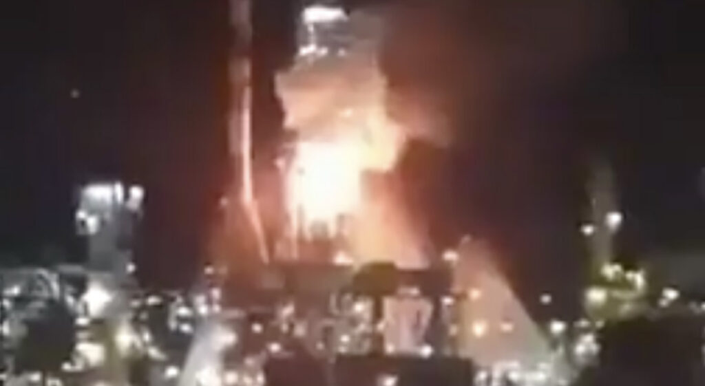 VIDEO: Iisraeli naftatehas sai tabamuse