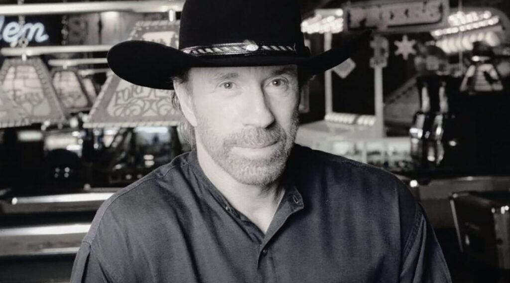Suri Chuck Norris (86)