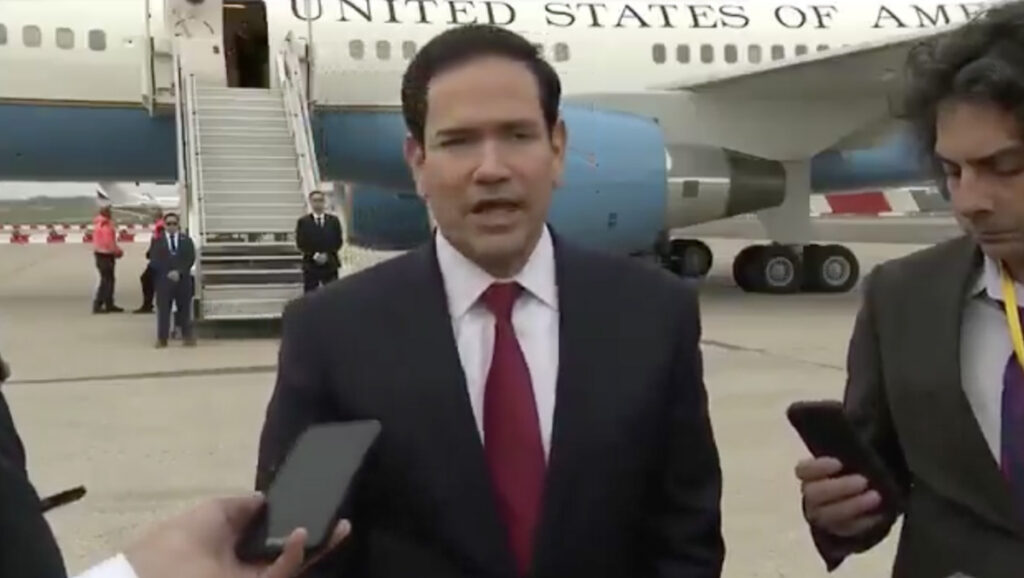 USA välisminister süüdistab Zelenskit valetamises