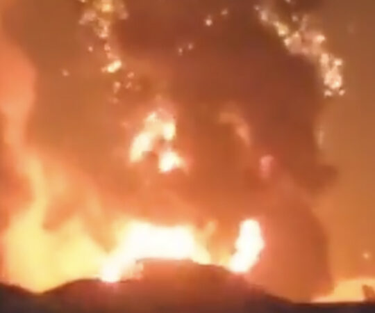 VIDEO: Iisrael ründas Teherani lennujaama, puhkes tulekahju