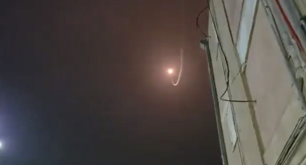 VIDEO: Iisraeli linn Tel Aviv raketirahe all