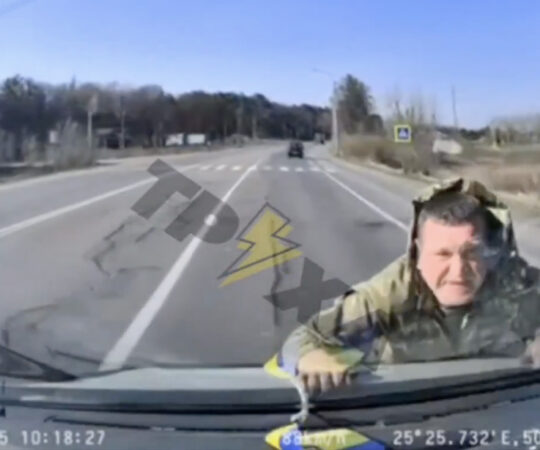 Ukrainas käib sisesõda: kohalikud värbamisohvitserid langevad üha enam rünnakute ohvriks