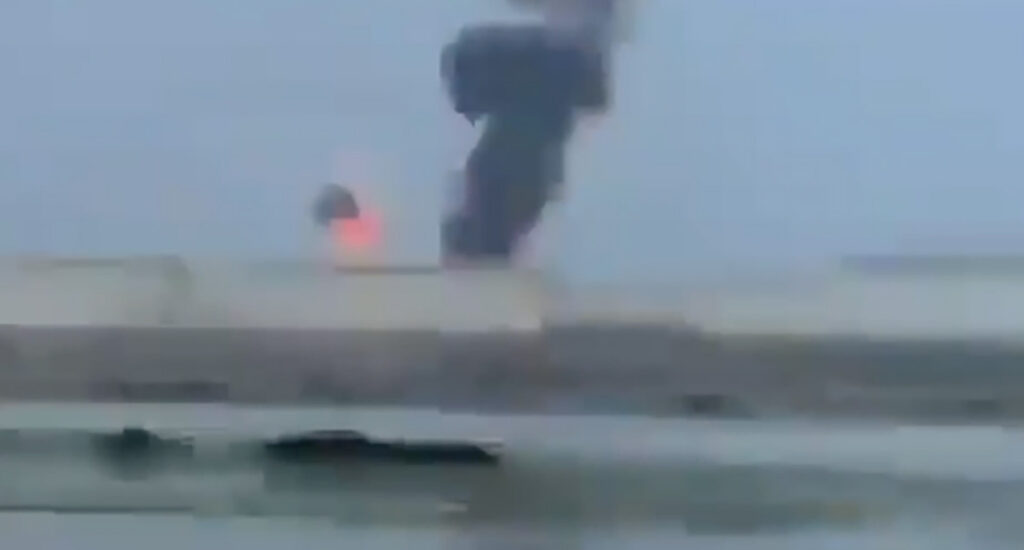 VIDEO: Patrioti tõrjerakett süütas Bahreinis naftahoidla