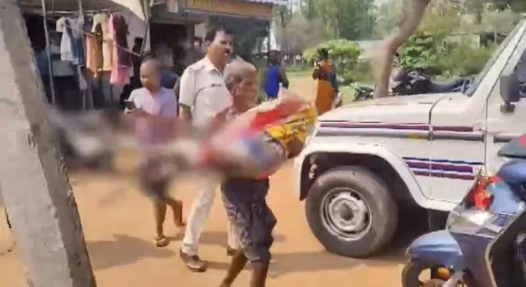 VIDEO: India mees kaevas oma õe surnukeha välja ja viis selle panka