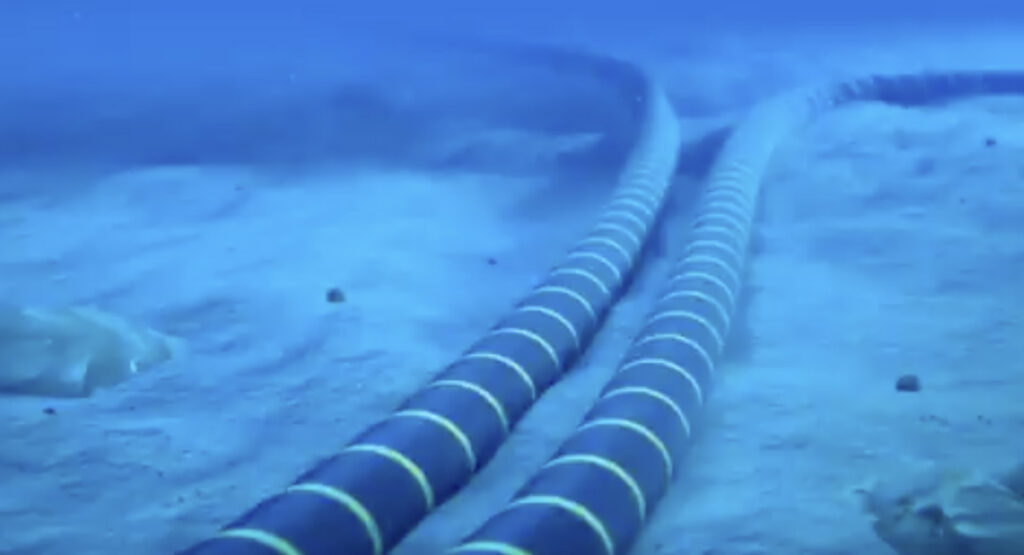 Iraan ähvardas, et hakkab merekaableid läbi lõikama