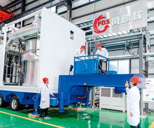 PILTUUDIS: Hiina testib tuumareaktorit, mille saab panna veoautole