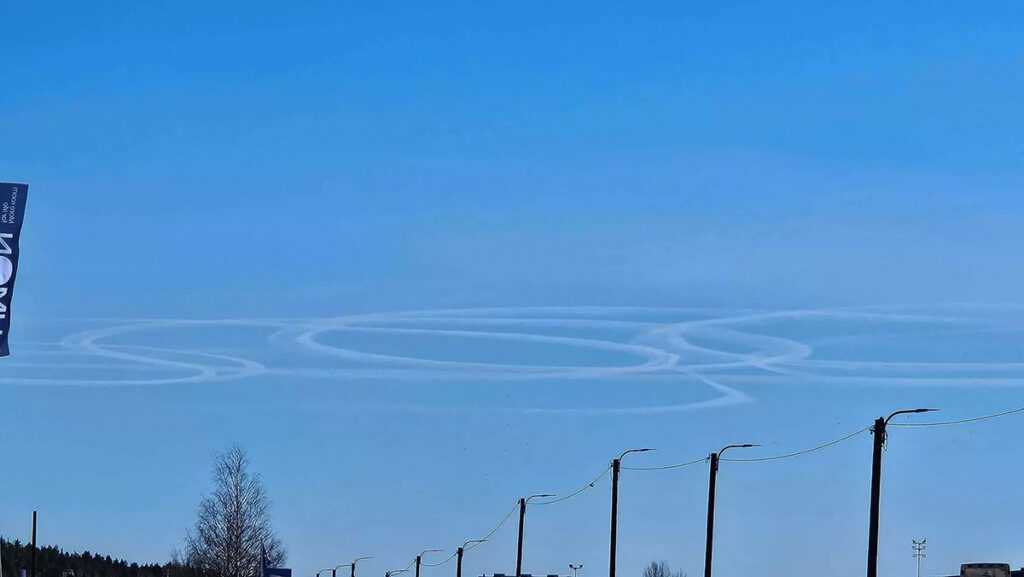 Soome lahe kohal taevas olevate kujutiste müsteerium süveneb – Venemaal süüdistatakse Soomet
