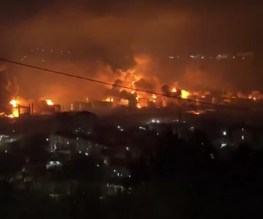 VIDEO: Vene naftatehases puhkes tulekahju pärast Ukraina droonirünnakut