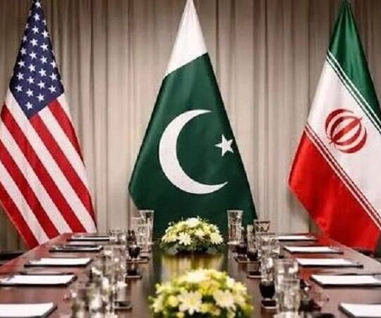 Iraan teatas, et ei saada läbirääkijaid Pakistani, kuni USA jätkab mereblokaadi