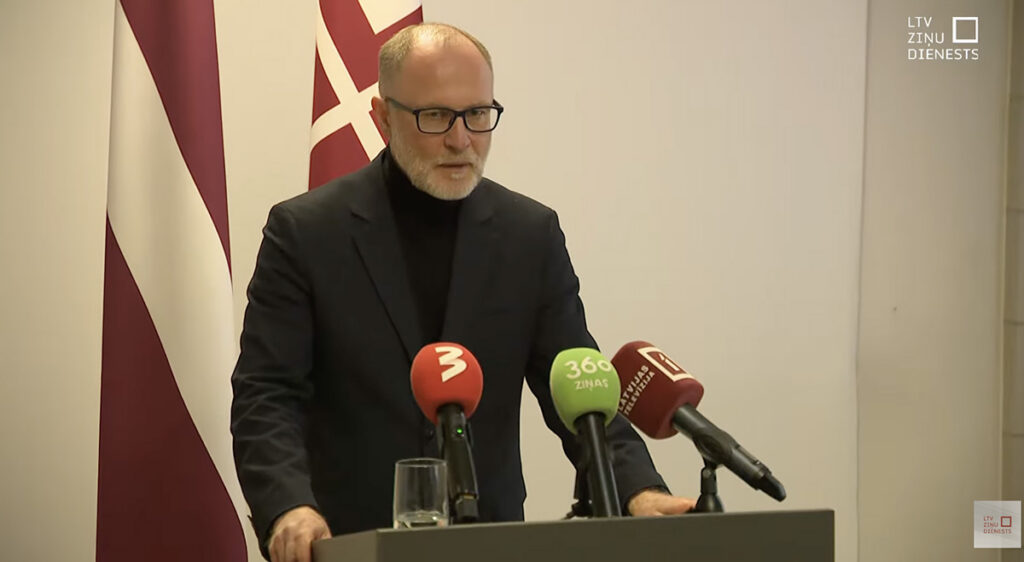 Läti kaitseminister astus tagasi – Venemaa suunas Ukraina droonid Lätti, kus need plahvatasid kütusehoidlas