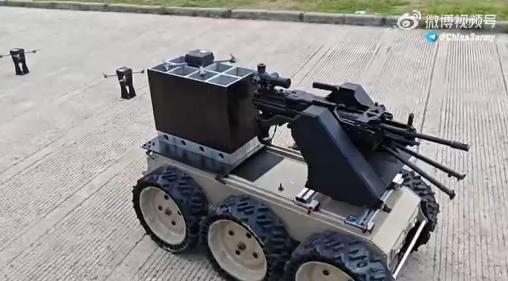 VIDEO: Hiina võttis kasutusele uue sõjaväe robotplatvormi