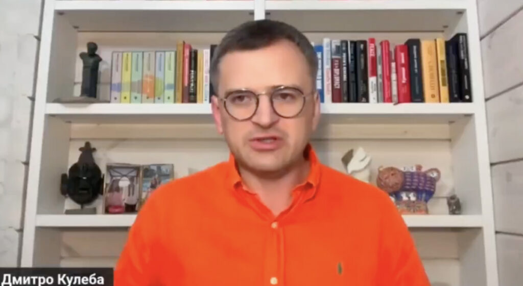 Ukraina endine välisminister Kiievi pommitamise kohta: tuleb valmis olla suureks hävinguks