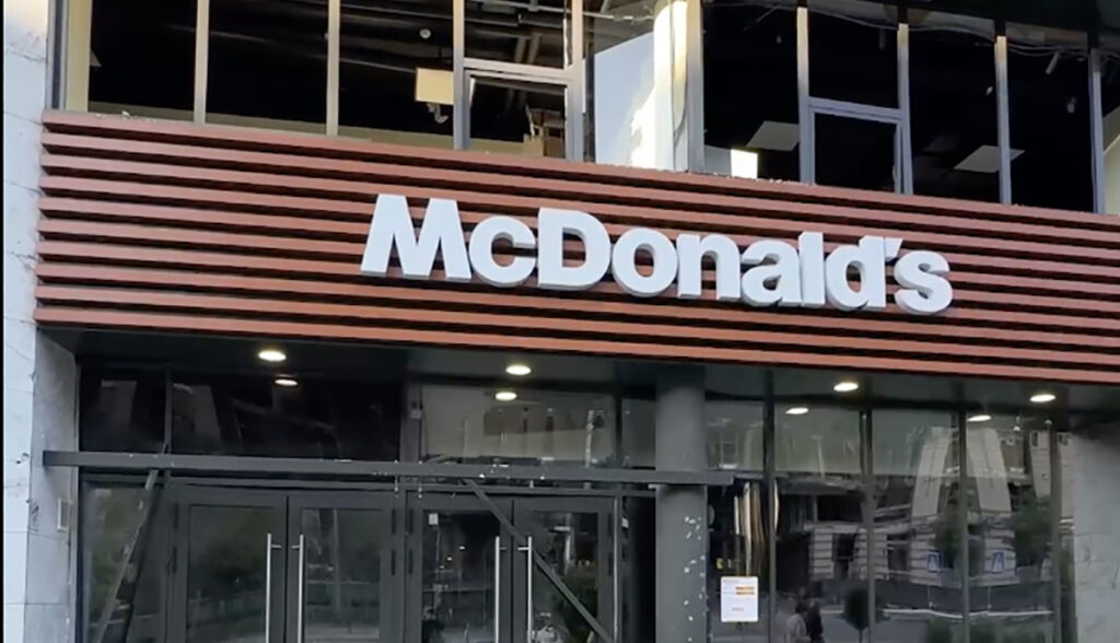VIDEO: Kiievis sai tabamuse kaubanduskeskus