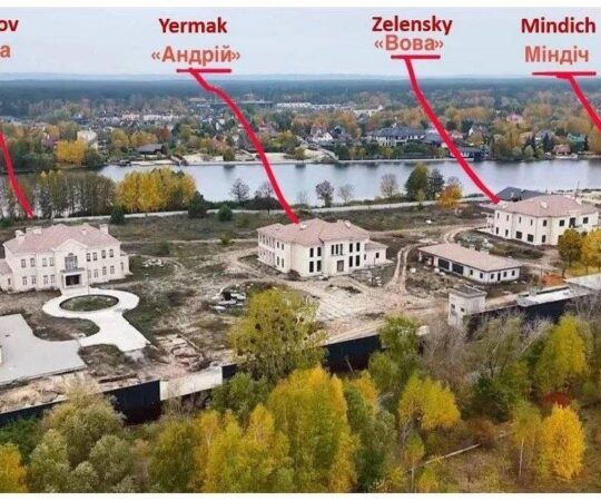 Ukraina presidendi kantselei endine juht sai süüdistuse rahapesus luksvillade ehitamiseks