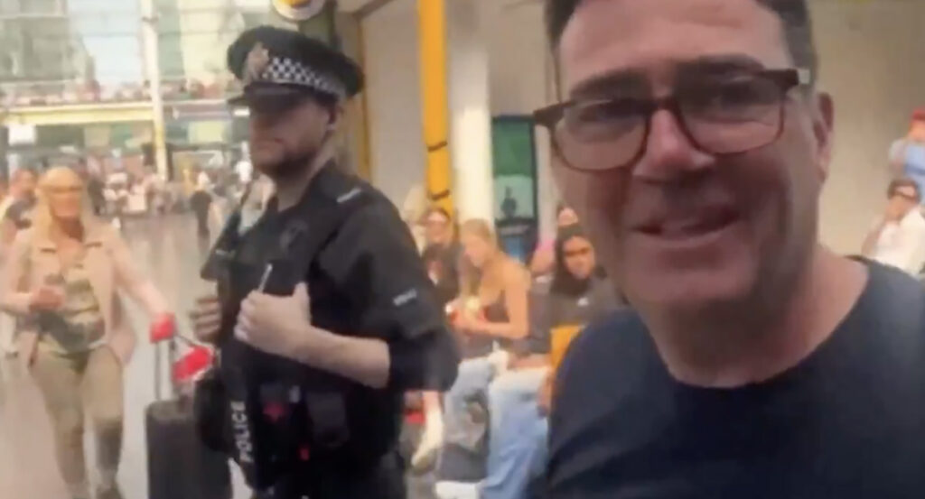 Briti peaminister pani ameti maha, uus juht teada