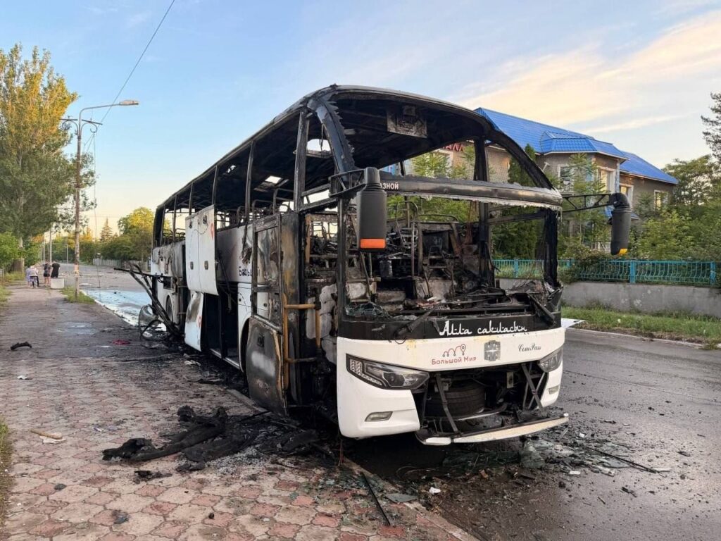 PILDID: tabamuse sai Vene reisibuss