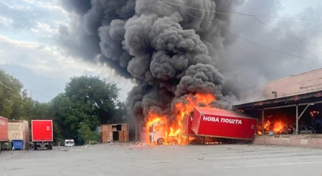 VIDEO: Ukrainas sai tabamuse postifirma ladu