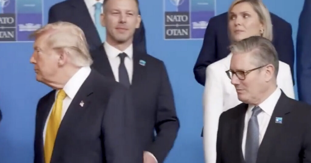 VIDEO: Trump luuseritega tegemist ei tee – keeras Briti peaministrile maffia stiilis selja