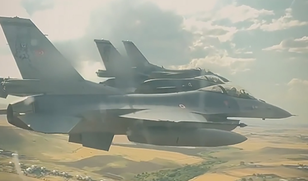 VIDEO: Türgi sõjalennukid F-16 on teel Eestisse