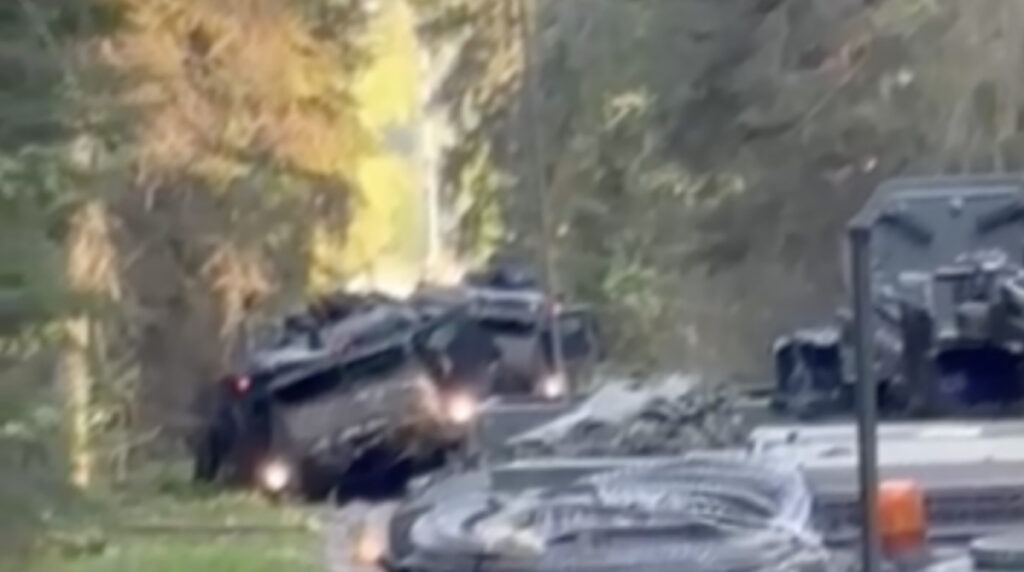 VIDEO: Lääne sõjatehnika Eesti teedel