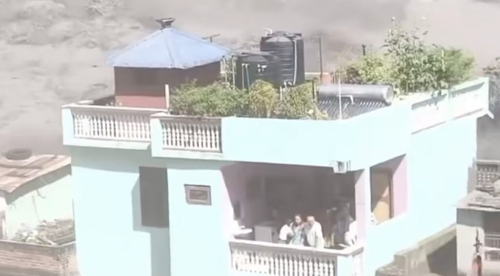 VIDEO: jahmatavad kaadrid Nepalist, kus hukkus sadu inimesi ja sajad on veel kadunud