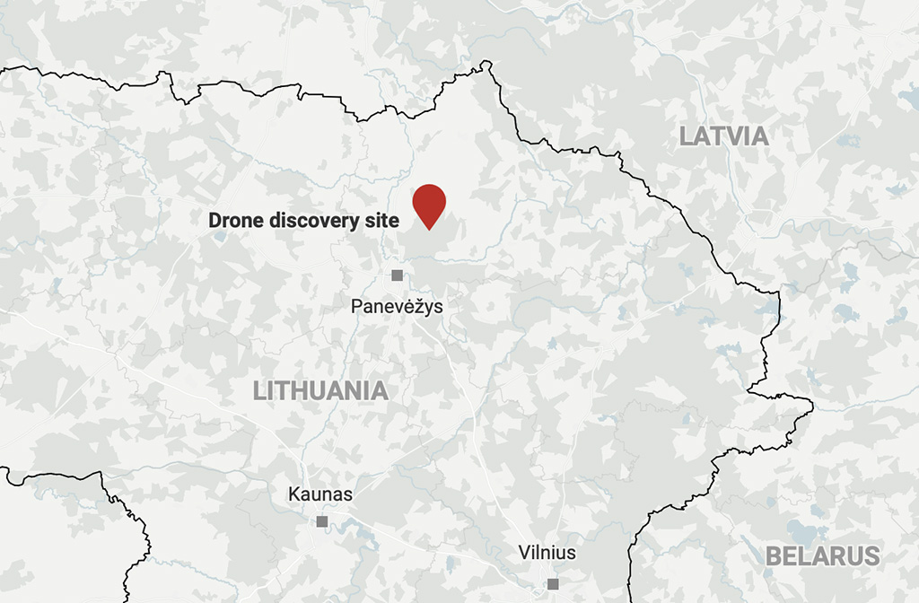 Leedus leiti metsast lennuki kujuline droon
