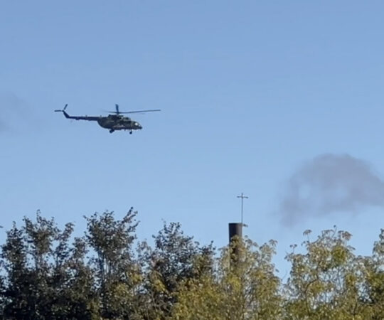VIDEO: Vene kopter Narva kohal