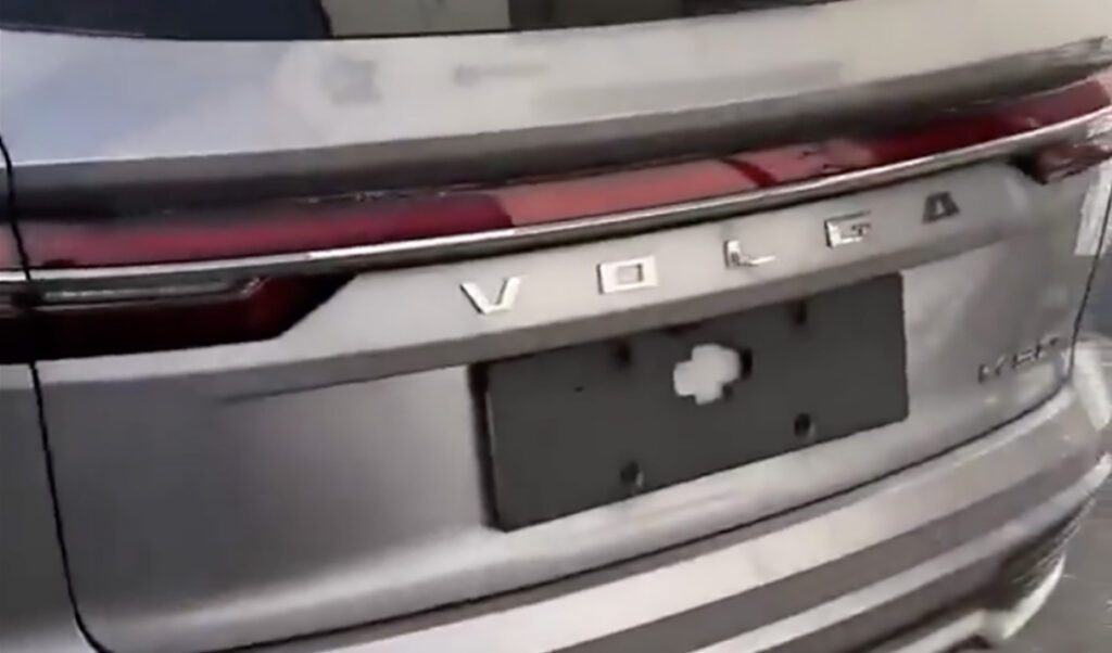 VIDEO: Hiinas avastati sõiduautod Volga