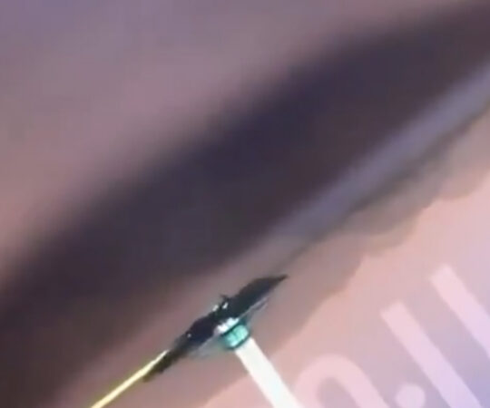 VIDEO: uue iPhone Duo ekraan puruneb juba poes