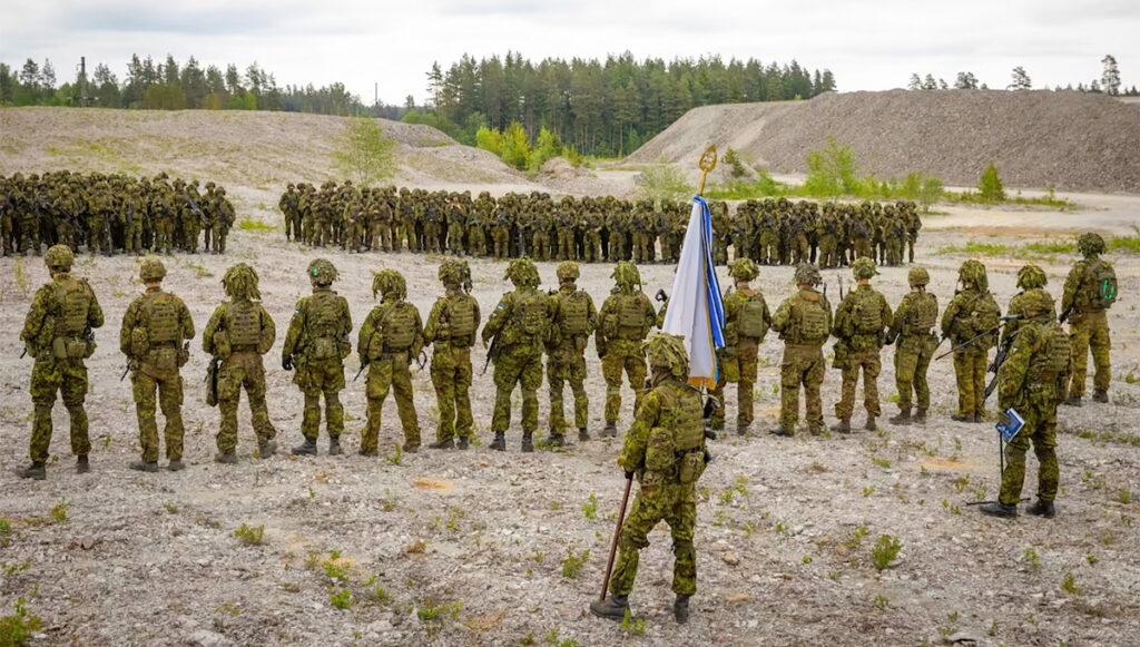 Meedia: Eesti liigutab vägesid Venemaale lähemale, et olla valmis sissetungiks
