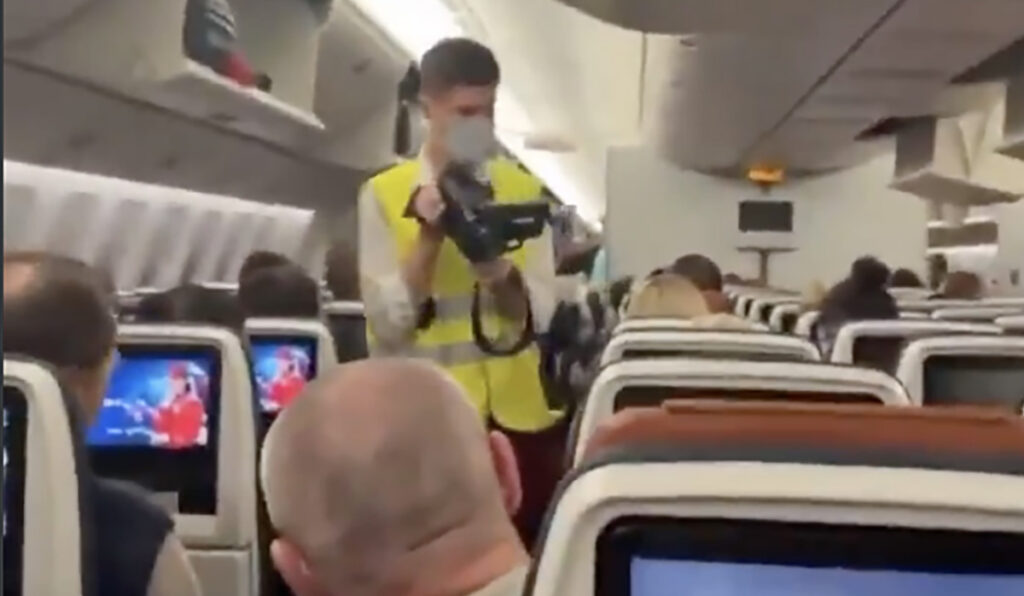 VIDEO: Moskvas kontrollitakse lennukis reisijate kehatemperatuuri